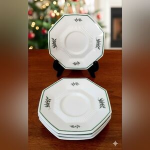 Vintage Nikko Christmastime Classic Collection 6" Saucer Plates- Set of 4
